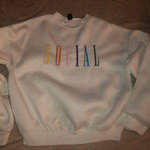 Social bold sweater